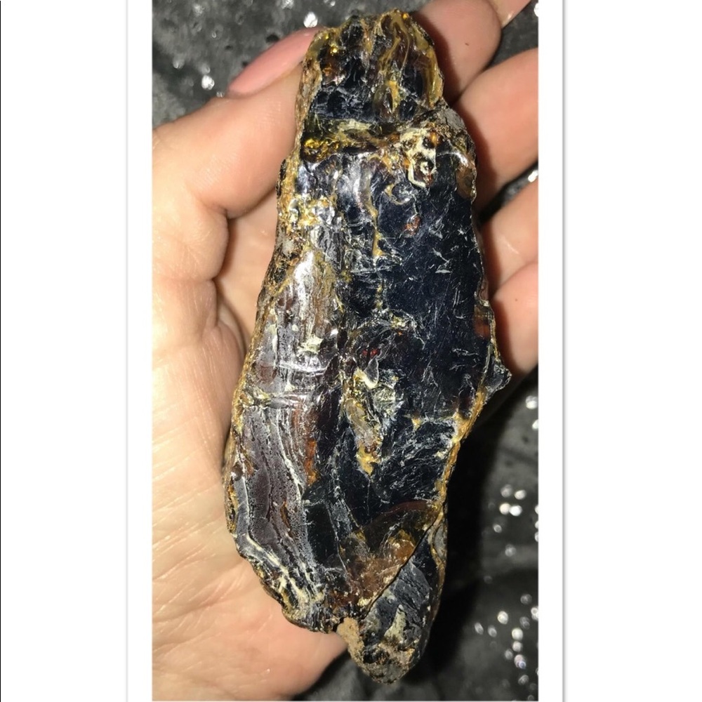 RARE 96 gram Blue Amber from Indonesia - Picture 5 of 6